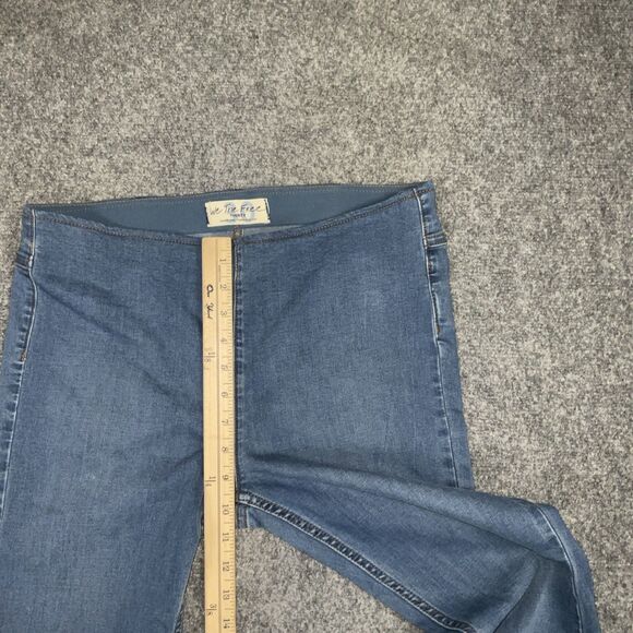 We The Free Jeans Womens Size 30 Blue Pull On Flare - Picture 5 of 10